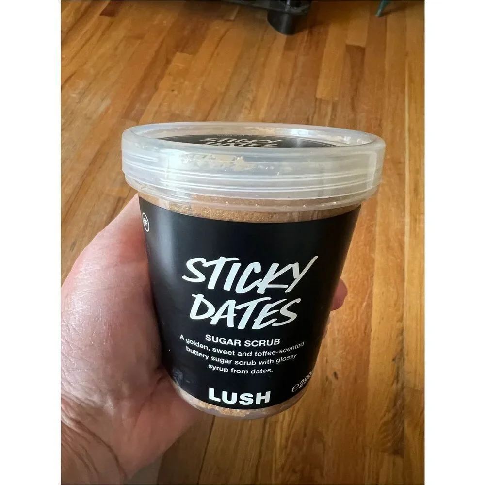 Lush UK Sticky Dates Sugar Scrub - 10.2 oz